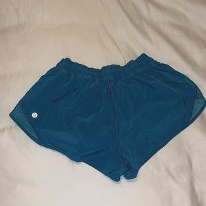 Lululemon Hotty Hot shorts